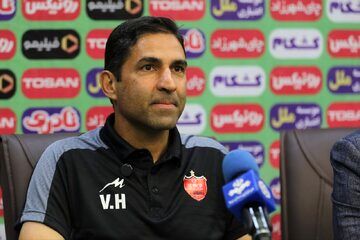 در فوتبال ایران حتی یک وحید هاشمیان هم زیاد است / اینجا به درد اوسمارها و ساپینتوها می خورد که پول مردم ایران را به جیب بزنند