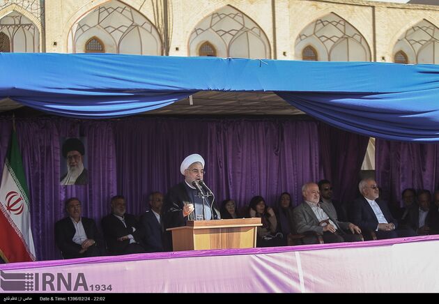 تصاویر سخنرانی حسن روحانی در میدان نقش جهان اصفهان