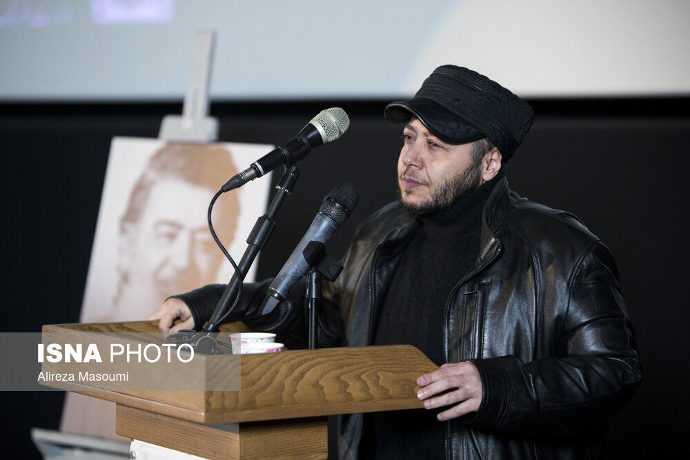 جدیدترین تصاویر از مازیار لرستانی در مراسم یادبود رضا رویگری | تصاویری از این مراسم را ببینید