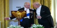 پادشاه انگلیس از خجالت ترامپ درآمد/ اگر ما نبودیم، شما داشتید فرانسوی صحبت می‌کردید