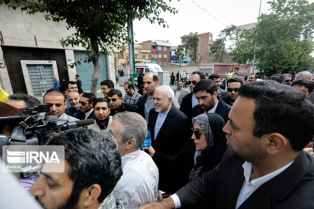 تصاویر مسئولان عالی‌رتبه کشور در راهپیمایی روز قدس