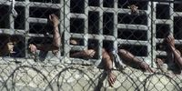 فرار بیش از ۸۰۰ زندانی درپی حمله گروه‌های مسلح به زندان