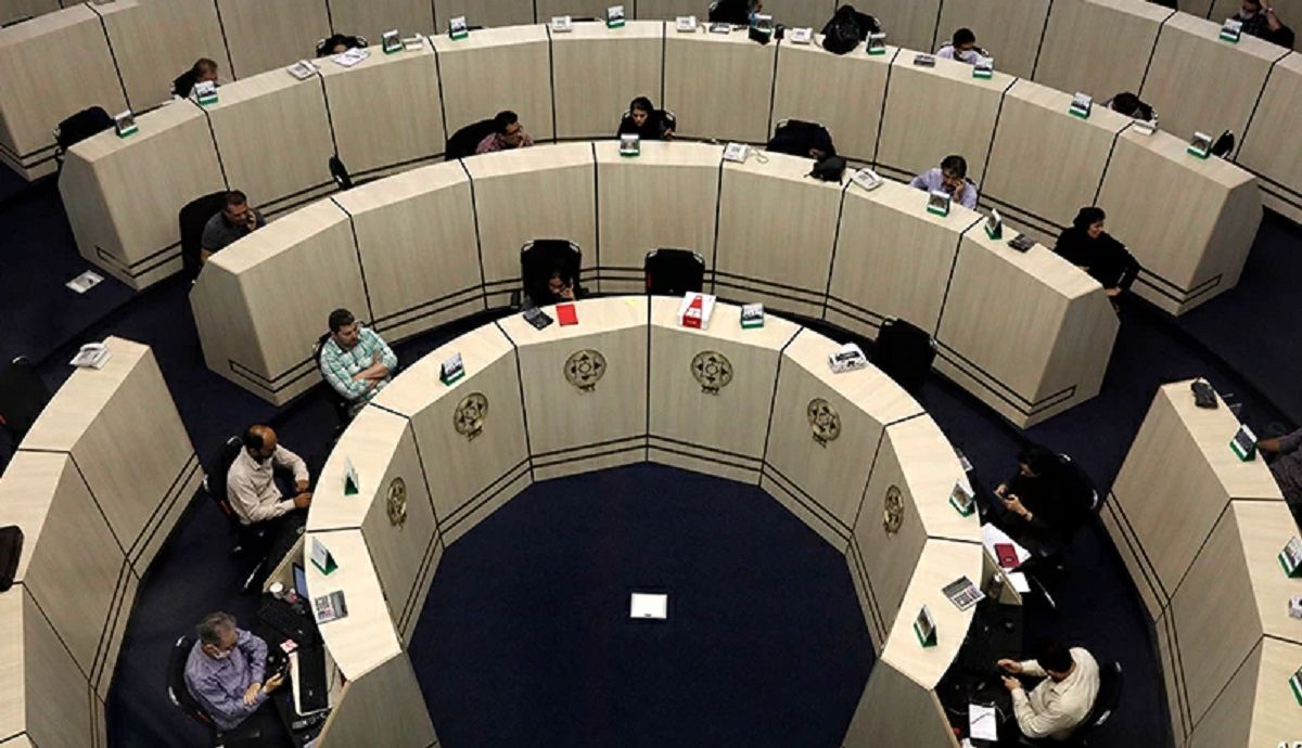 بورس در لیست اولویت‌های بودجه‌ای دولت؟ | الیاس کردی: رشد فروش شرکت‌های بورسی ریالی بوده نه دلاری