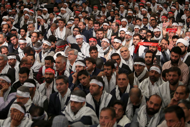 تصاویر دیدار هزاران نفر از بسیجیان با مقام معظم رهبری