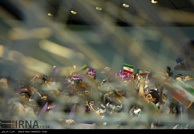 تصاویر همایش حامیان حسن روحانی در ورزشگاه آزادی