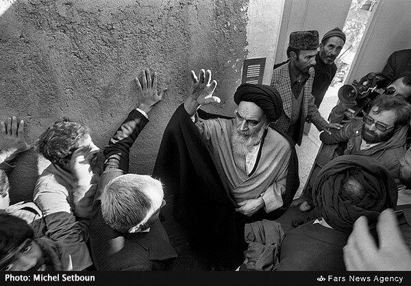روزهای انقلاب از نگاه دوربین عکاس فرانسوی