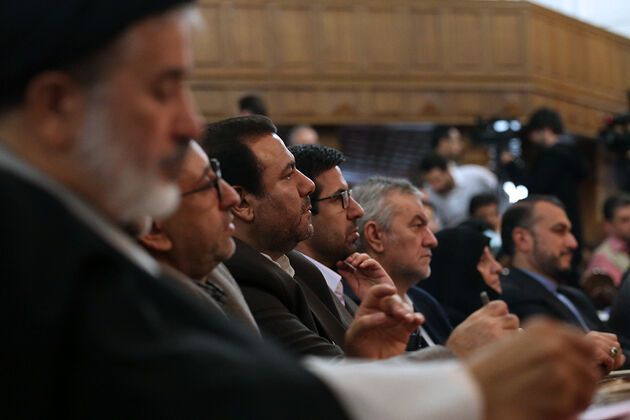نشست خبری رئیس مجلس شورای اسلامی