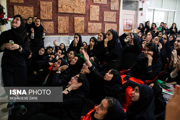 تماشای فینال آسیا در مدارس مشهد