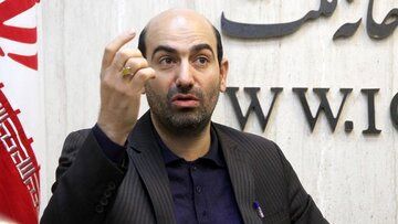 حمله تند نماینده مجلس به دولتمردان | جناب رئیس جمهور، این وزرای بی‌کفایت را جمع و جور کنید