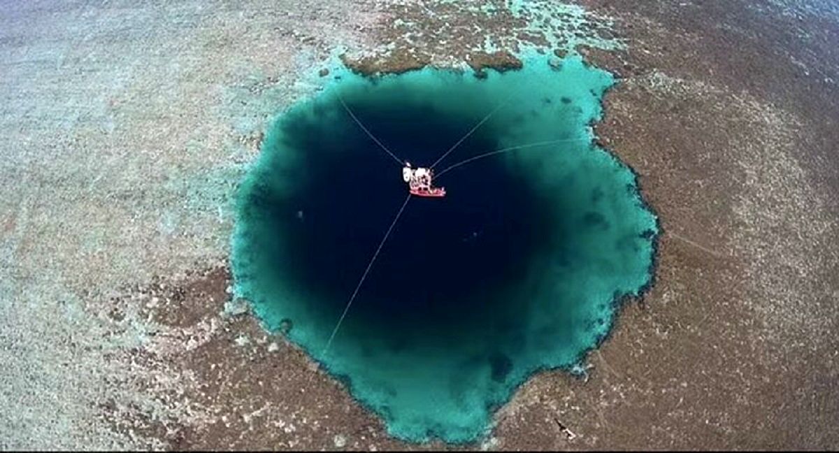 کشف عمیق‌ترین حفره آبی جهان در مکزیک