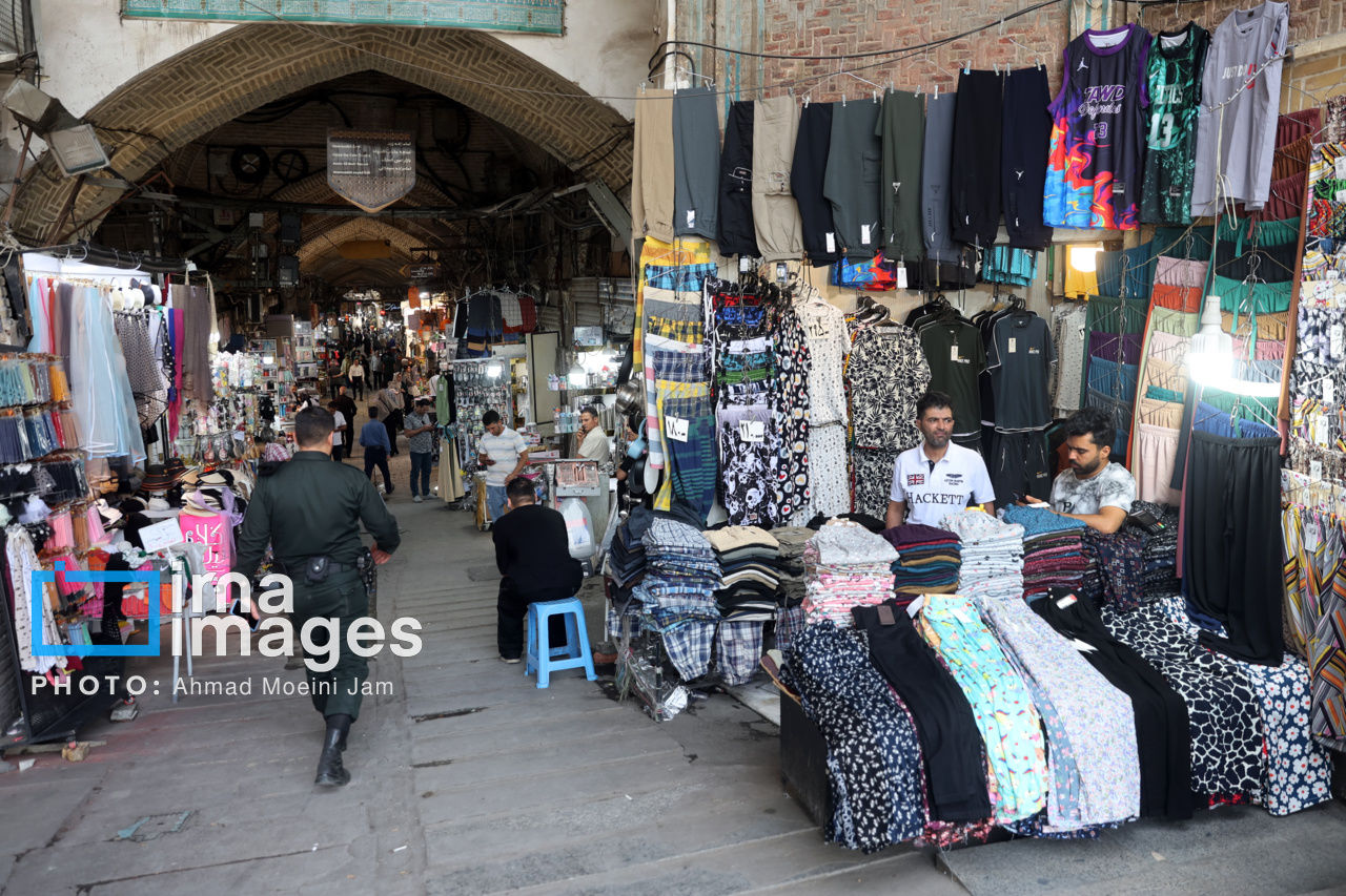 ایرنا گزارش داد: تجمع و اعتراض جمعی از بازاریان و کسبه بازار تهران