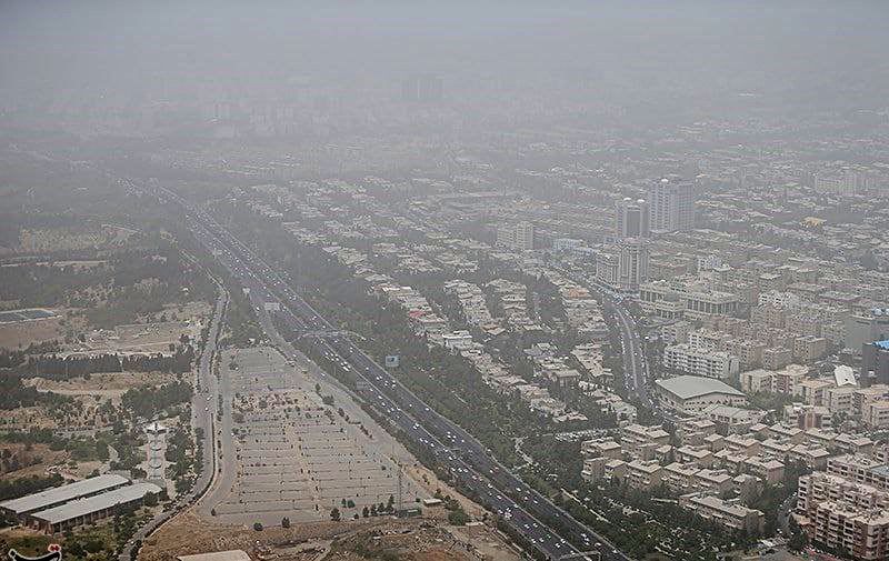 سرعت تندباد در تهران به ۸۰ کیلومتر در ساعت رسید

