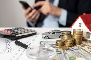 طلا و دلار؛ صدرنشین بازارهای جذاب برای سرمایهگذاری تا پایان سال | نظری: خروج سرمایه از کشور تداوم دارد | احمدزاد: مسکن برای ریسک گریزها بازار مناسبی است