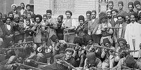 طبقه‌ای که به پا خاست/گذری بر مشروطه‌خواهی