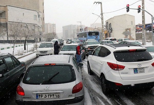 180 تصادف در تبریز به علت بارش برف