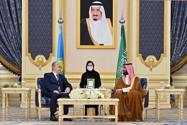 هدیه ویژه رئیس‌جمهور قزاقستان به پادشاه عربستان 