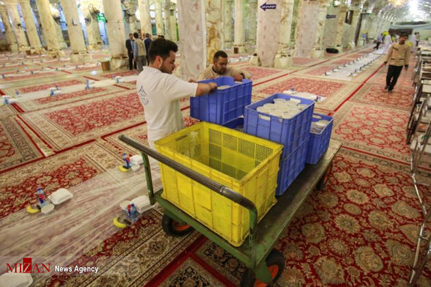 افطاری در حرم حضرت زهرا(س)15