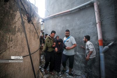 تشدید حملات هوایی و توپخانه ای اسرائیل  به غزه 