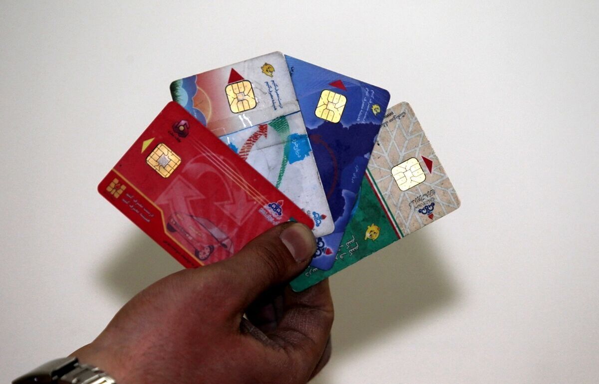 مالکان چند خودرو برای ثبت‌نام خدمات کارت سوخت اقدام کنند