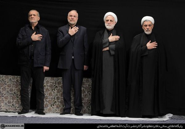 سران سه قوه در مراسم عزاداری حضرت فاطمه (س)/ علی لاریجانی هم بود + عکس
