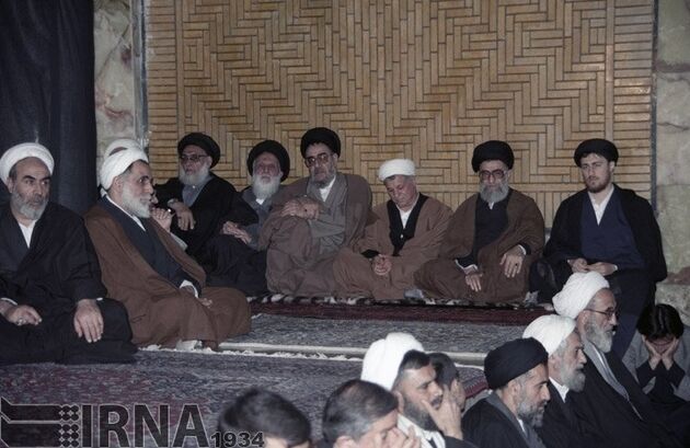 تشییع مرحوم سید احمد خمینی