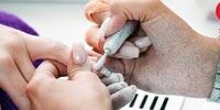حکم شرعی کاشت ناخن و مژه چیست؟


