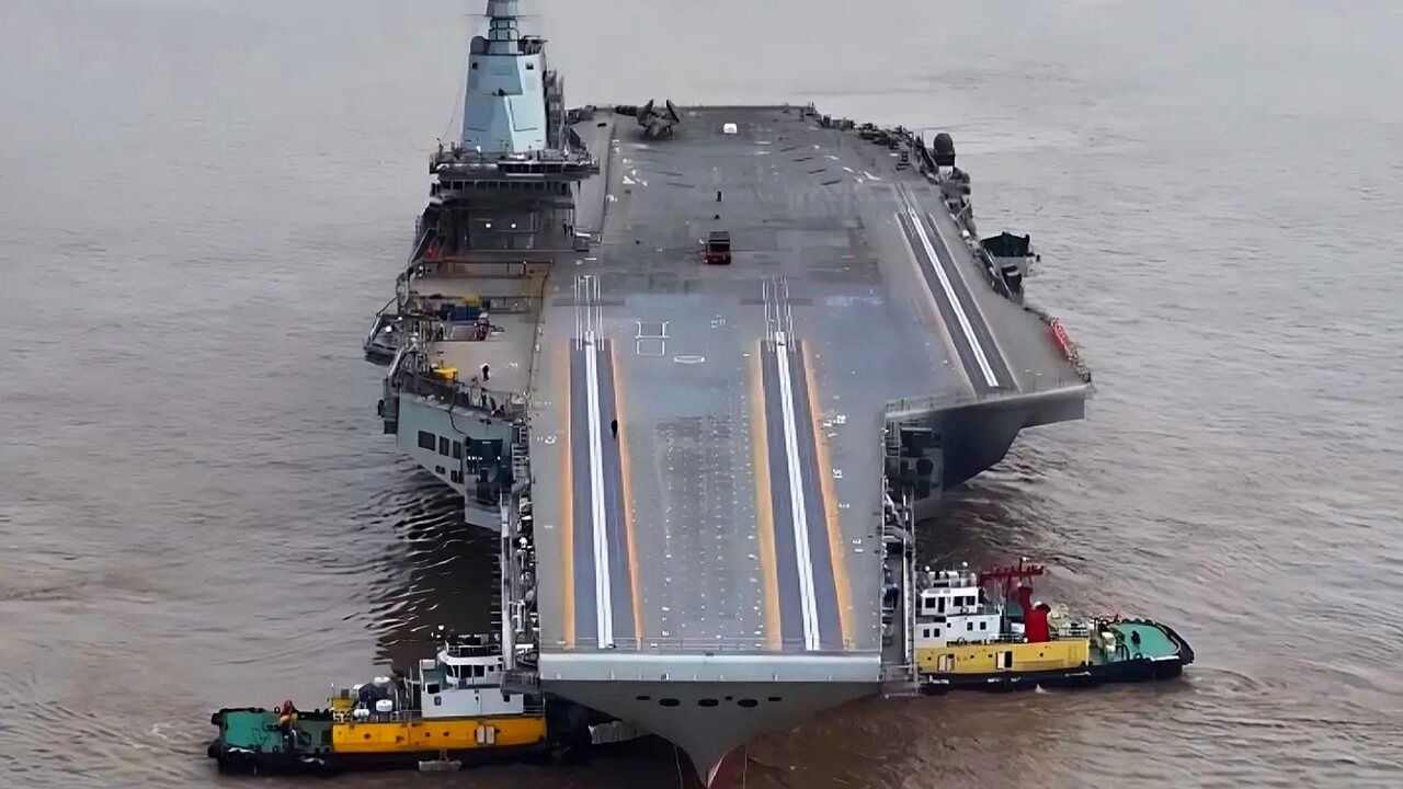 آغاز آزمایش بزرگترین ناو هواپیمابر چین