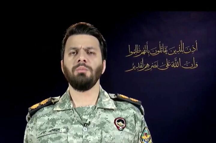 هشدار قاطع سخنگوی قرارگاه مرکزی خاتم الانبیا به آمریکا/ شگفتانههایی در راه است و متجاوزان را به زانو در میآورد