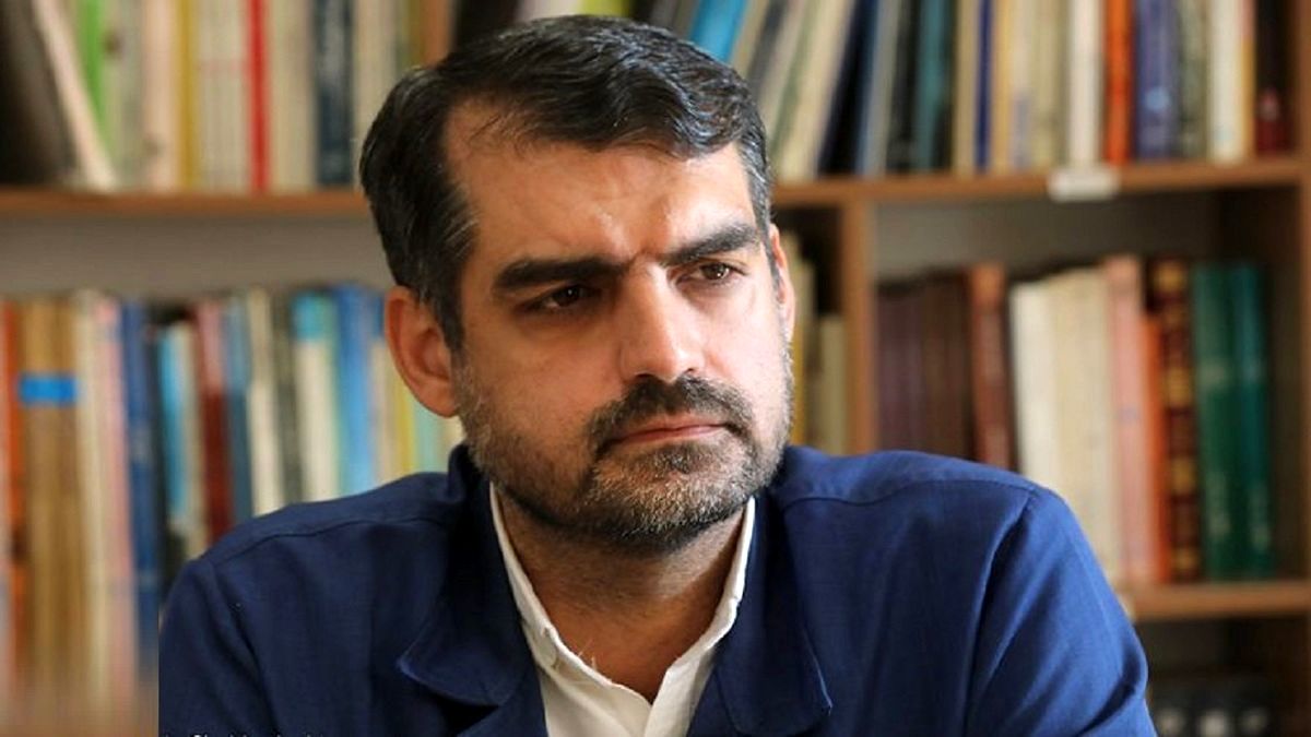 نماینده قم: روز و محل جلسه شورای امنیت ملی را افغان‌ها اطلاع دادند؟/ مسئله نفوذ درحال فروکاهی به گل محمد و جان محمدهای سر کوچه است