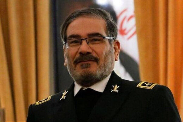 تماس تلفنی شمخانی با روزنامه کیهان درباره مذاکره مستقیم ایران و آمریکا