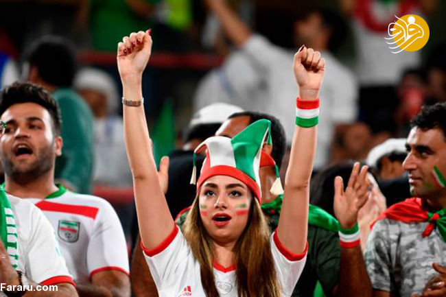 ایرانی‌های حاضر در ورزشگاه برای بازی ایران-یمن