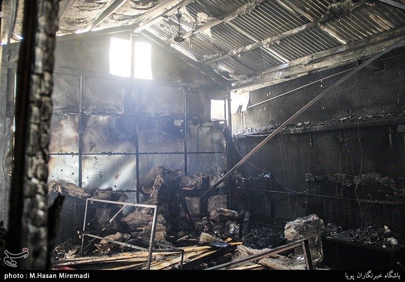 تصاویر آتش‌سوزی در هتل آپادانای تهران
