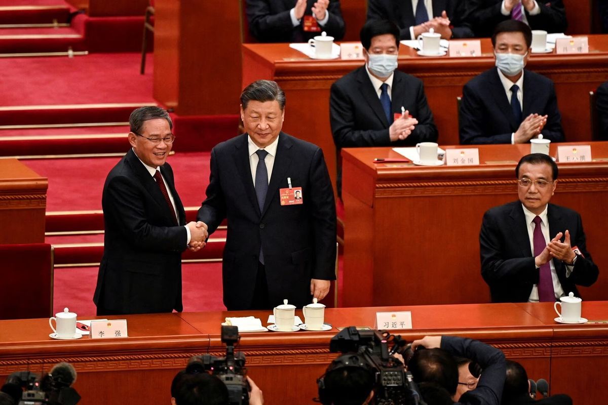 با نخست‌وزیر جدید چین آشنا شوید/ مأموریت اقتصادی لی چیانگ


