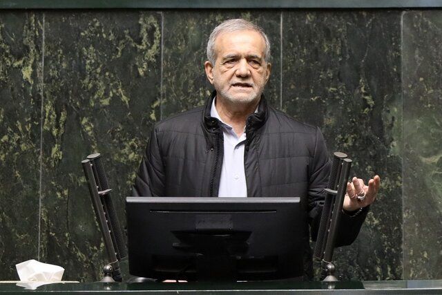 پزشکیان: علیرغم نرخ بالای تورم، دولت تنها دو درصد به بودجه خود افزوده/ نمایندگان با تصویب به‌موقع قانون بودجه، به دولت کمک کنند+ فیلم