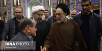 تصاویری از سیدمحمد خاتمی درحال گپ و گفت با مردم