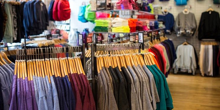 افزایش خرید استوک در ایران؛ پوشاک خارجی ارزان‌تر از برندهای داخلی؟