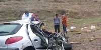 تصادف وحشتناک پژو ۲۰۶ با اتوبوس در جاده مرگ