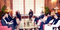 ظریف با «عمران خان» دیدار و گفت‌وگو کرد