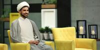 لباس داوری فوتبال و روحانیت به هم شبیه هستند +عکس