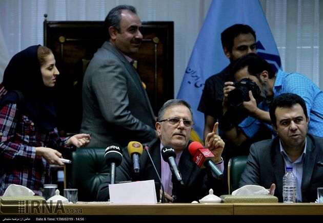 نشست مطبوعاتی رئیس کل بانک مرکزی