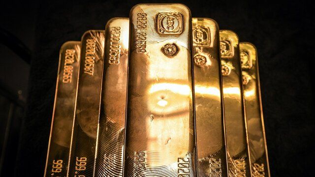 ثبت بزرگترین کاهش ماهانه قیمت طلا 