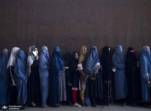 بهانه طالبان برای جلوگیری از حضور دختران در مدارس چیست؟