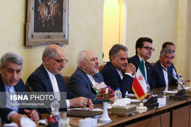 دیدار ظریف با وزیرخارجه ترکیه در اصفهان