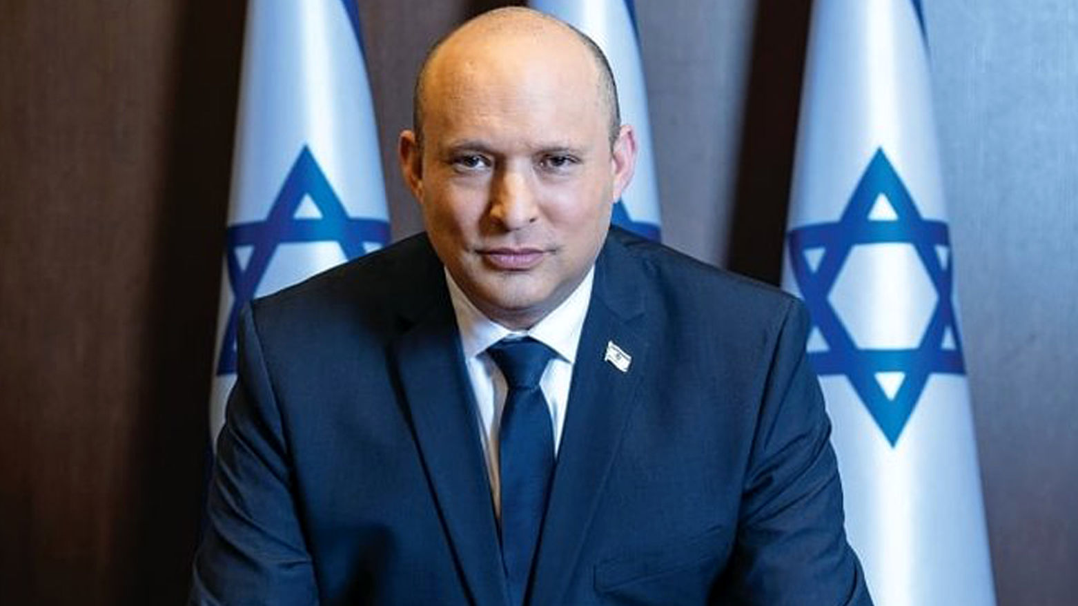 نخست‌وزیر سابق اسرائیلی‌ها را به تظاهرات خیابانی علیه نتانیاهو فراخواند