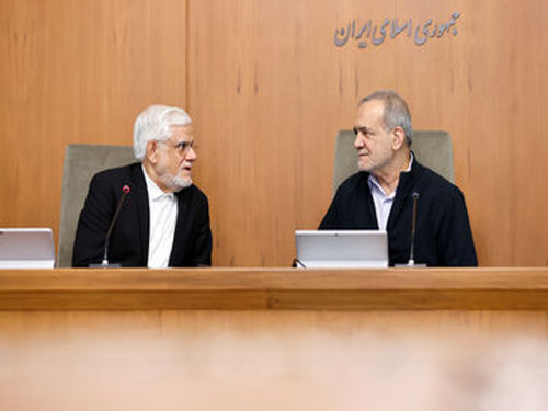 واکنش دولتی ها به ادعای رسایی درباره انتصاب عارف/ مهاجرانی: من از غیرقانونی بودن حضور ایشان خبر ندارم