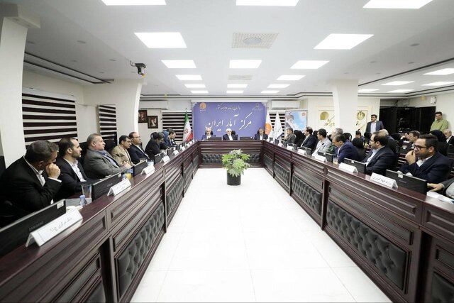عارف: مردم نسبت به آمارهای دولتی بی‌اعتماد شده‌اند / نباید برای خوشایند یک مسئول یا دستگاه آمار تولید کنیم
