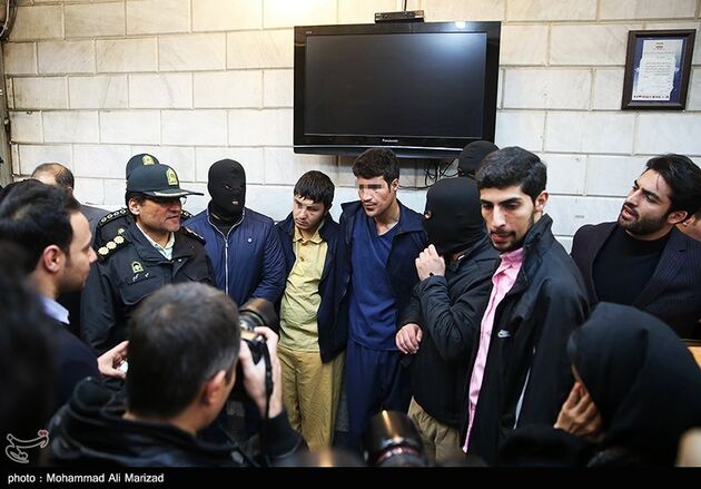 بازسازی صحنه سرقت مسلحانه صرافی‌خیابان فرودسی