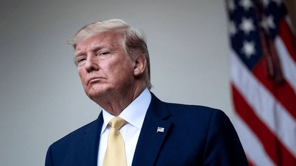 عقب نشینی شبانه ترامپ از یک تصمیم مهم/ آمریکایی ها غافلگیر  شدند