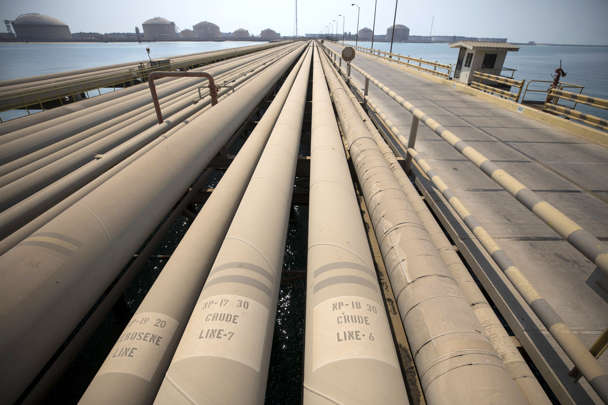 پامپئو: ۹۰ درصد درآمد نفتی ایران را کاهش دادیم

