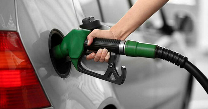 فوری/ تصمیم نهایی دولت برای تغییر قیمت بنزین